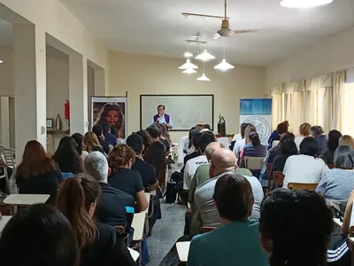 Encuentro en clave sinodal “VEN Y VERÁS”
