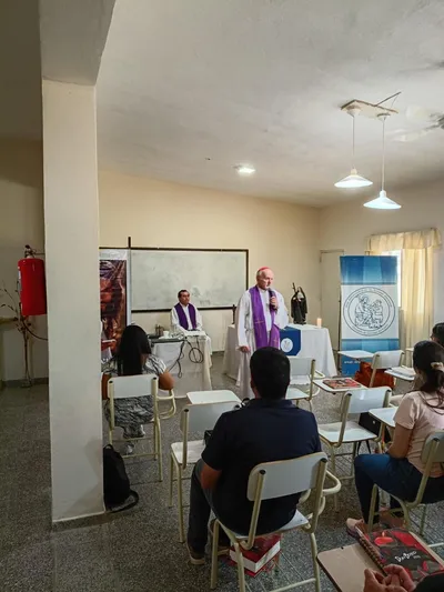 Encuentro en clave sinodal “VEN Y VERÁS”