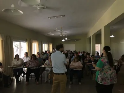 El Lic. Víctor Fernández fue el encargado de uno de los talleres