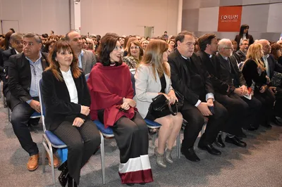 Las autoridades presidieron el acto. Foto: Minist. de Educ. Ciencia y Tec. de la provincia.