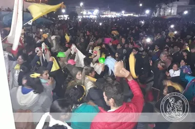 Los “cejuqueños” siendo parte de la tradicional misa de los jóvenes.