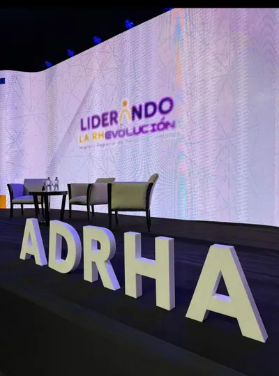 Liderando la RHevolución