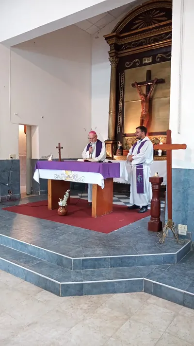 La Santa Misa estuvo celebrada por Monseñor Vicente Bokalic y el Pbro. Sergio Quinzio.