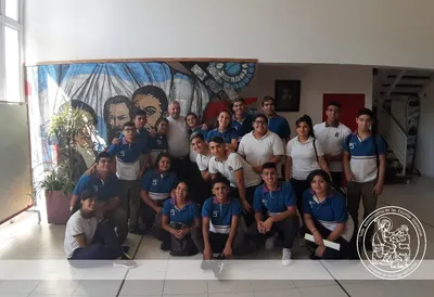 Fueron los propios jóvenes de 5º año quienes invitaron al Padre José a visitar Santiago del Estero.